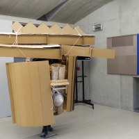 Les sauvages, performance