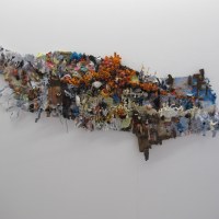 Proue ; technique mixte, carton, plasticine coquillage , etc… 200 x 100 x 15cm