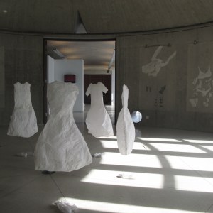 Dominique Van den Bergh, Black stories in white