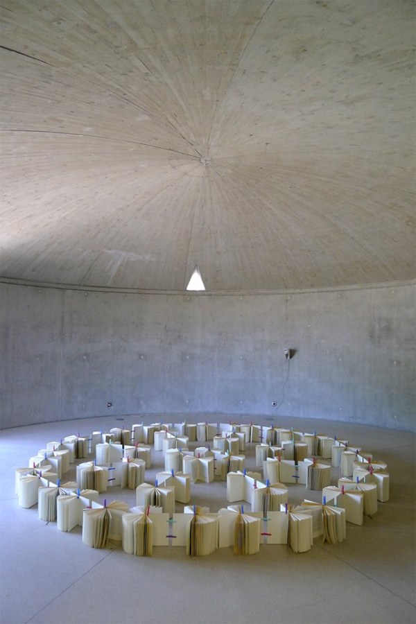 A maze is amazed, that the maze is amazing