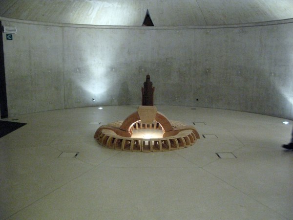 Sans titre, bois, 150 x 200 cm, 2010