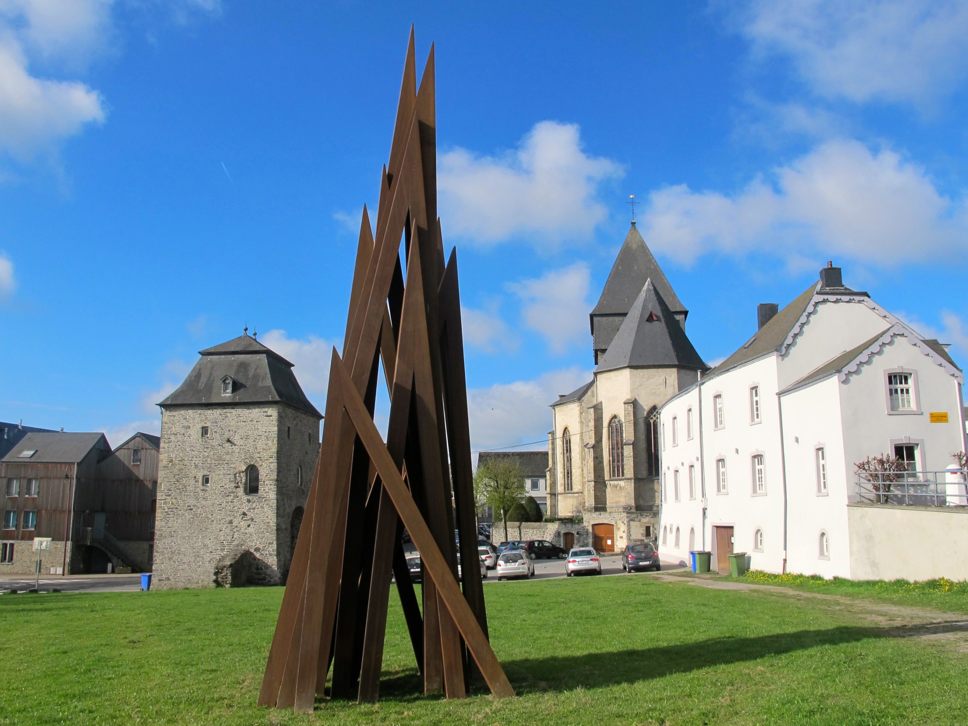 Disorder: 11 Uneven Angles, acier corten, 800 x 260 x 205 cm, 2015